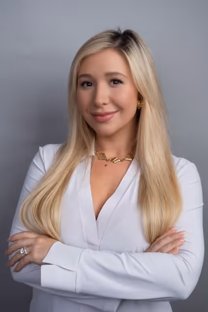 Laura Davis