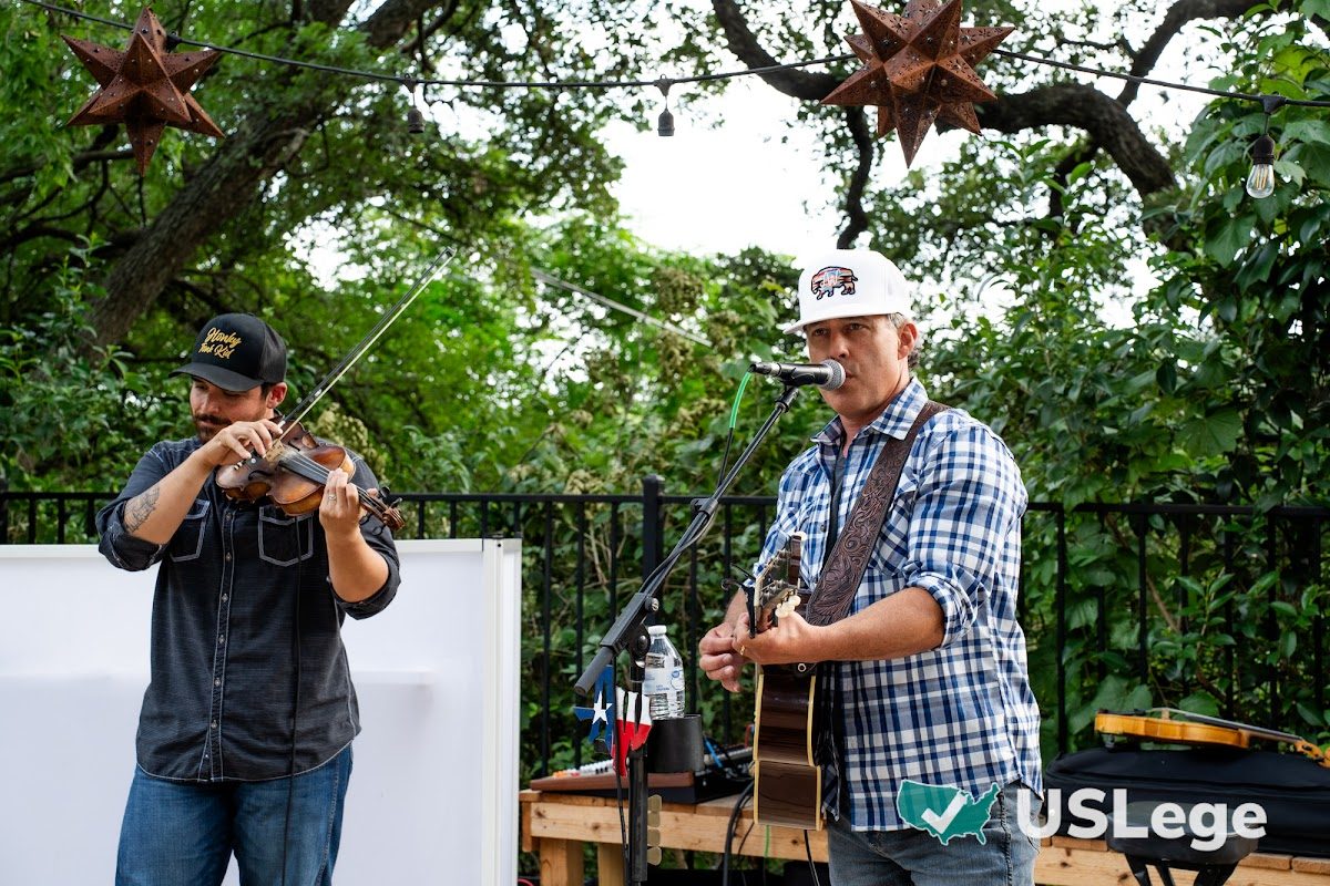 Country music legend Aaron Watson performing live at the USLege Sine Die Celebration